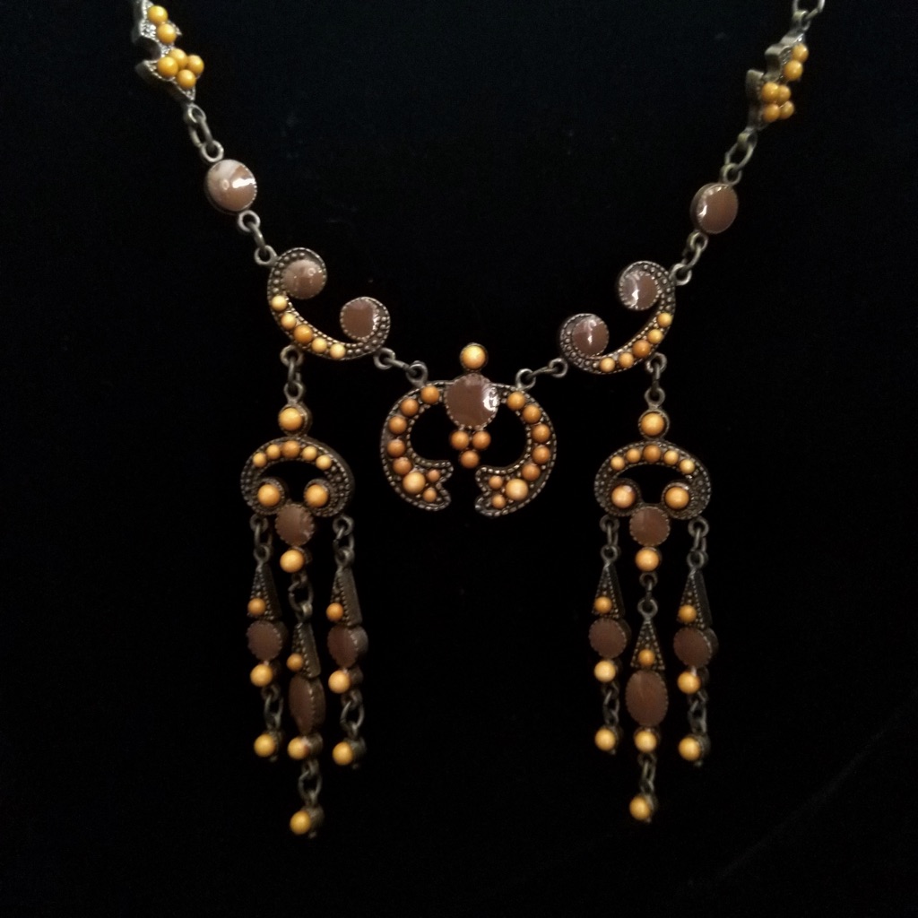 Tiered Enamel Victorian Necklace Adjustable 18$